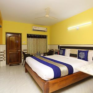 Oyo 9958 Laxmi Resort
